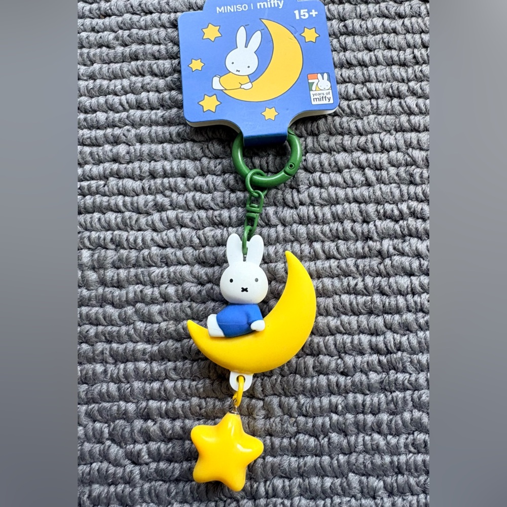 Miffy Keychain - BNWT - Picture 2 of 7